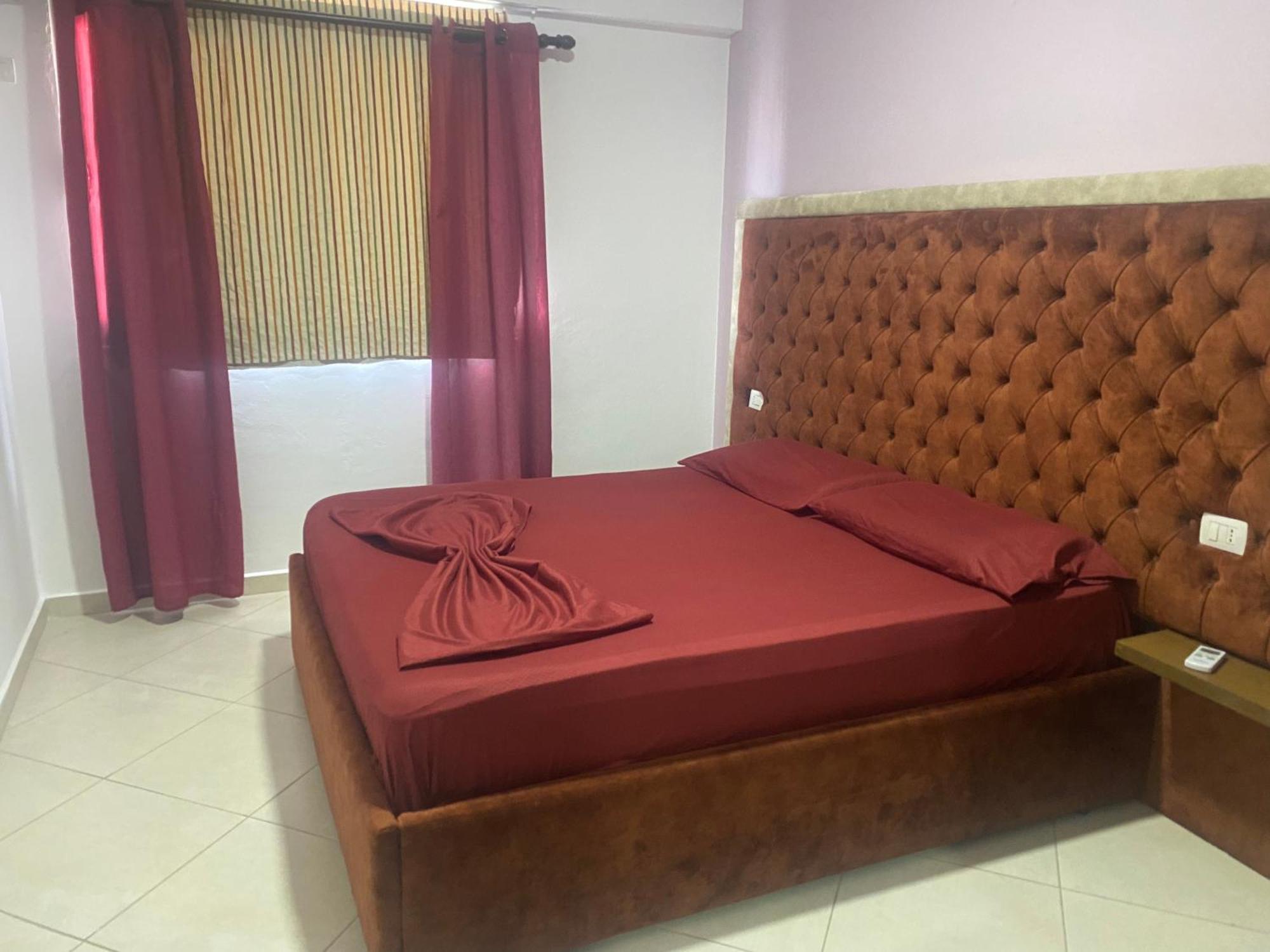 Shengjin Apartamente Antoni Buitenkant foto