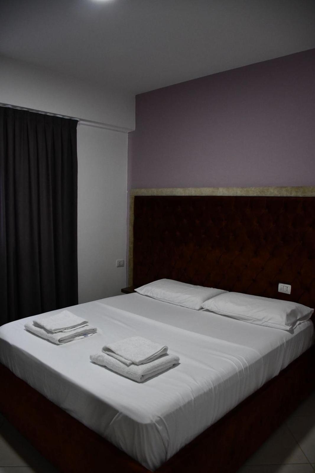 Shengjin Apartamente Antoni Buitenkant foto